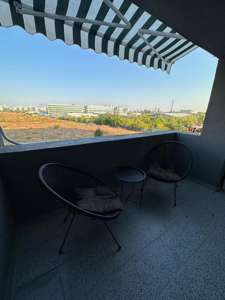Atractiv Apartaments Chiajna Экстерьер фото